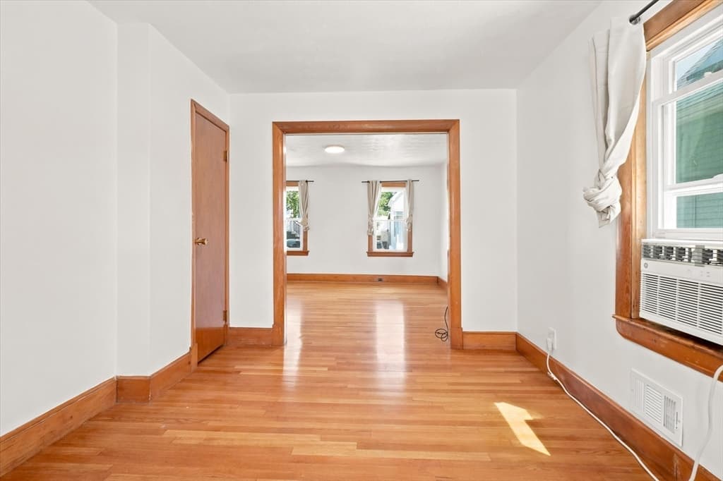 32 Villa Ave, Everett MA 02149 photo 11