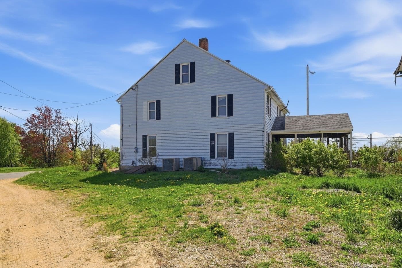 Farm at 3 6 Schoolhouse Road, Charlton MA 01507, photo 15 of 36