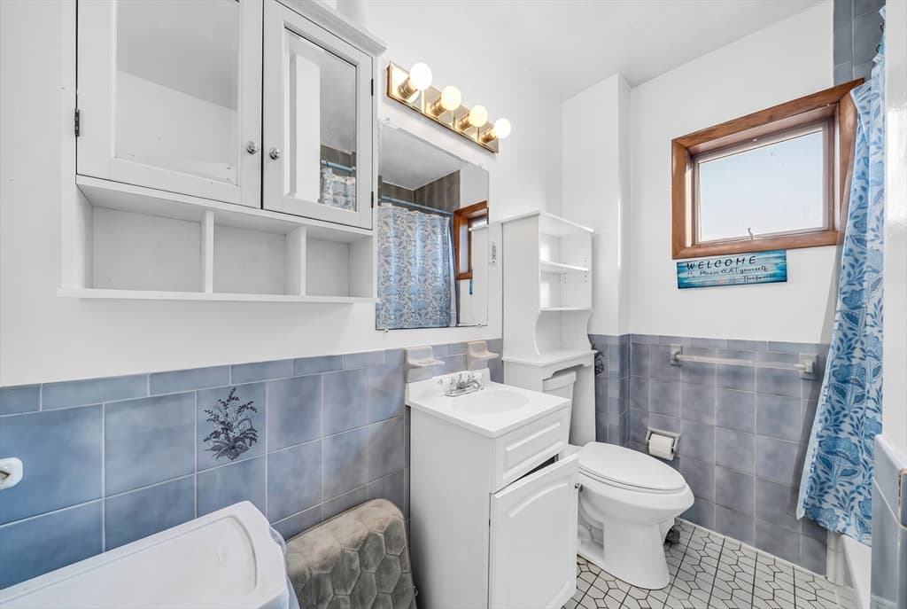 85 Arlington, Revere MA 02151 photo 24