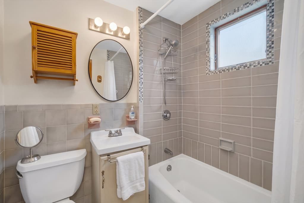 85 Arlington, Revere MA 02151 photo 18