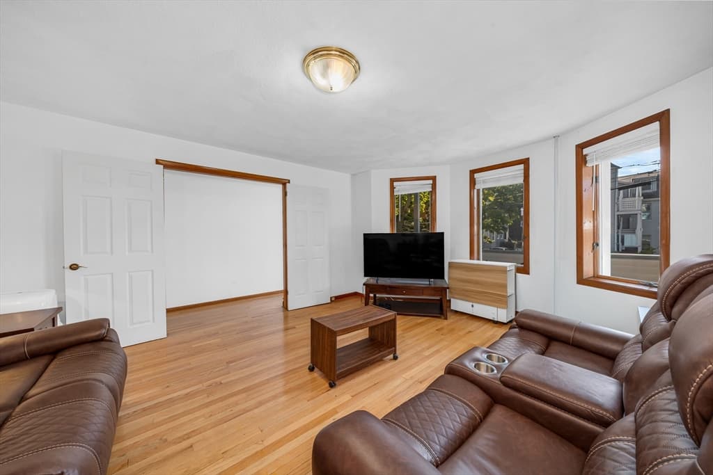85 Arlington, Revere MA 02151 photo 8