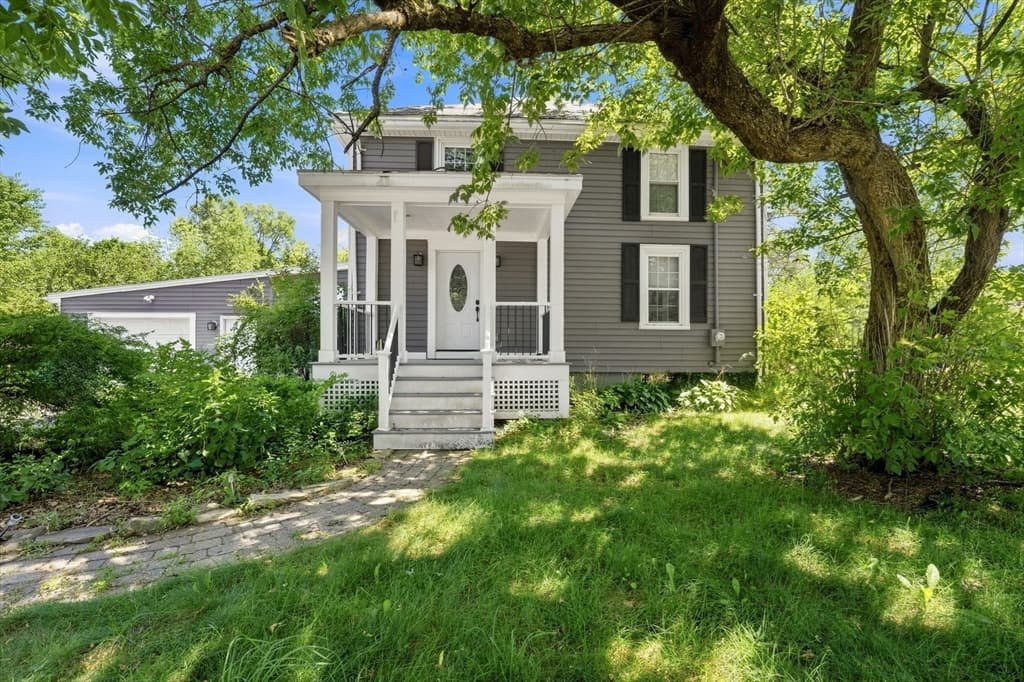 260 Thurber Ave, Attleboro MA 02703 photo 2