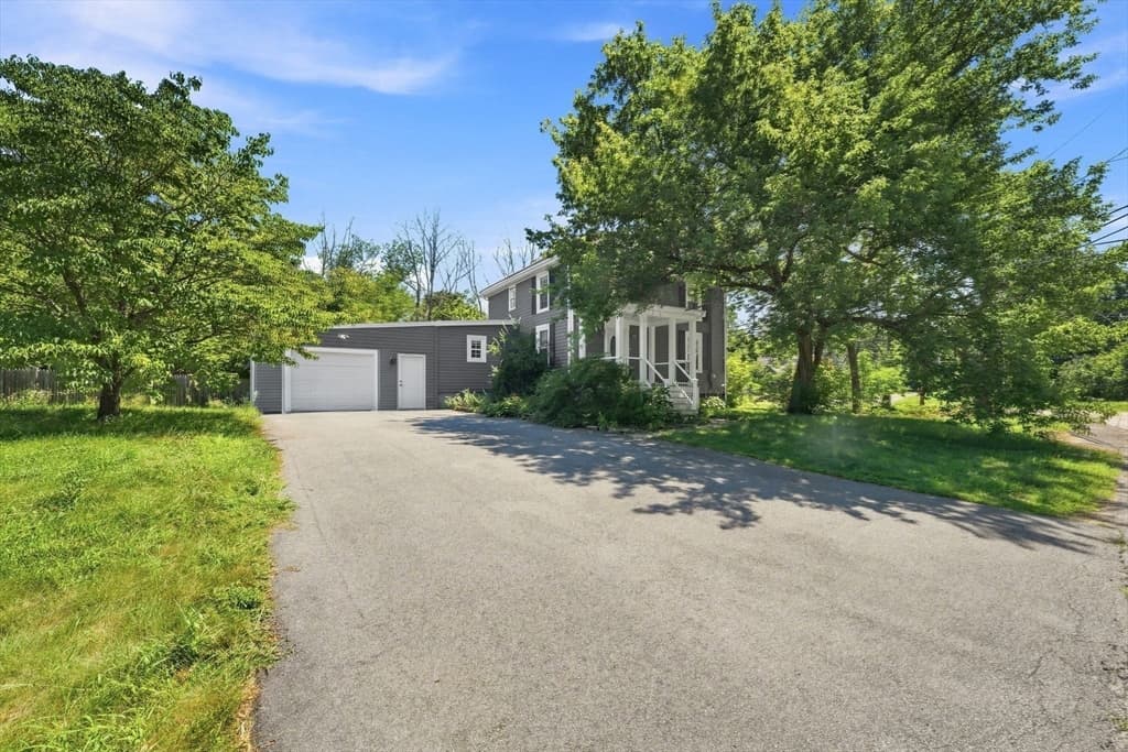 260 Thurber Ave, Attleboro MA 02703 photo 3