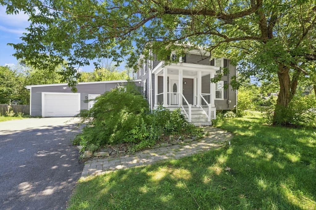 260 Thurber Ave, Attleboro MA 02703