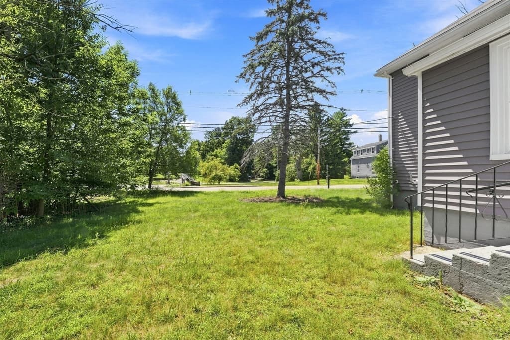 260 Thurber Ave, Attleboro MA 02703 photo 5