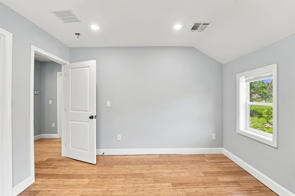 260 Thurber Ave, Attleboro MA 02703 photo 18