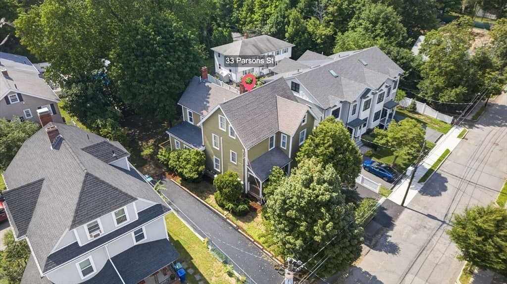 33 Parsons St, Newton MA 02465 photo 3