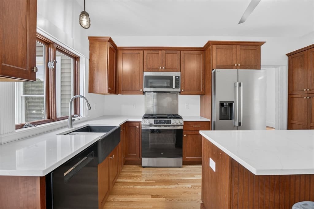 33 Parsons St, Newton MA 02465 photo 21