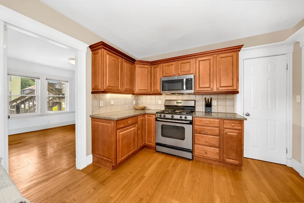 32 Eddy St. # 1, Waltham MA 02451 photo 8