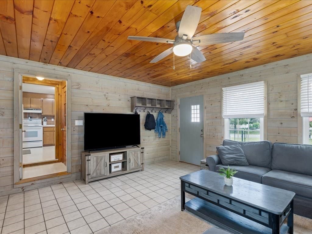 3 Michael Rd, Dracut MA 01826 photo 10