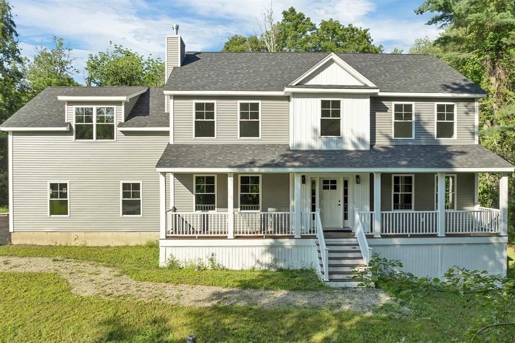 60 Jenkins Rd, Bedford NH 03110