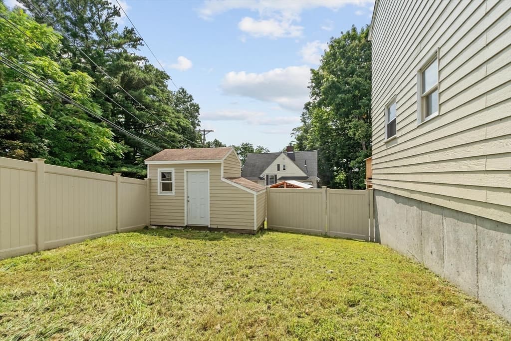 114 High St # A, Lawrence MA 01841 photo 21