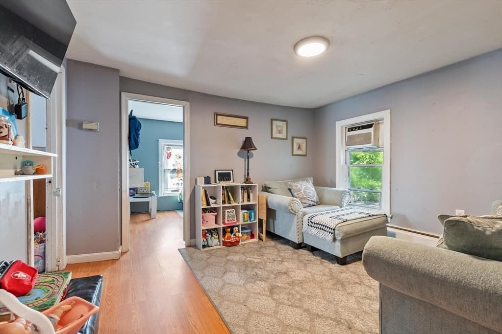 25 Goddard St, Fitchburg MA 01420 photo 9