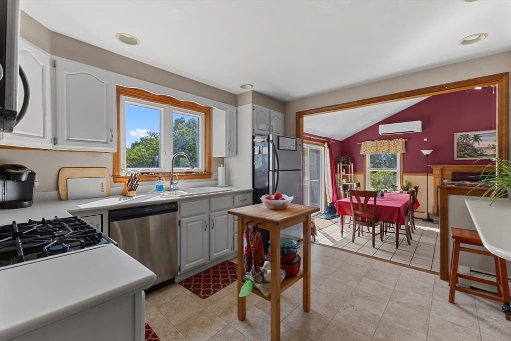515 Prospect St, West Boylston MA 01583 photo 10