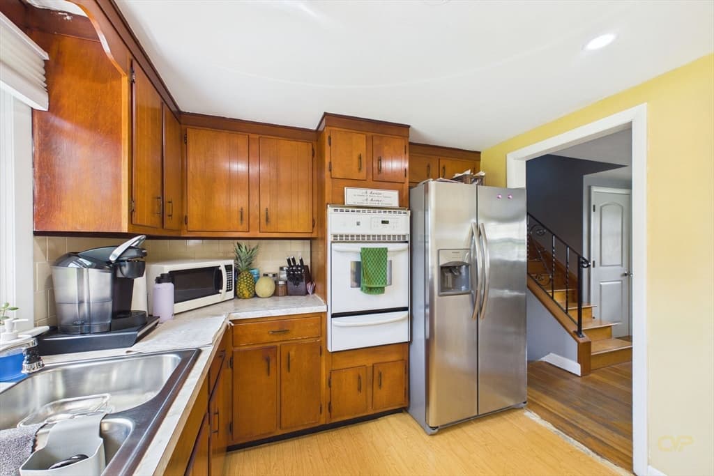 70 Fairmount St, New Bedford MA 02740 photo 10