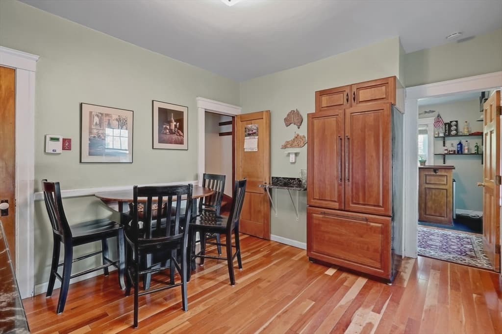 1055 Pleasant, Worcester MA 01602 photo 19