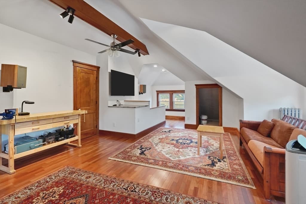 1055 Pleasant, Worcester MA 01602 photo 35