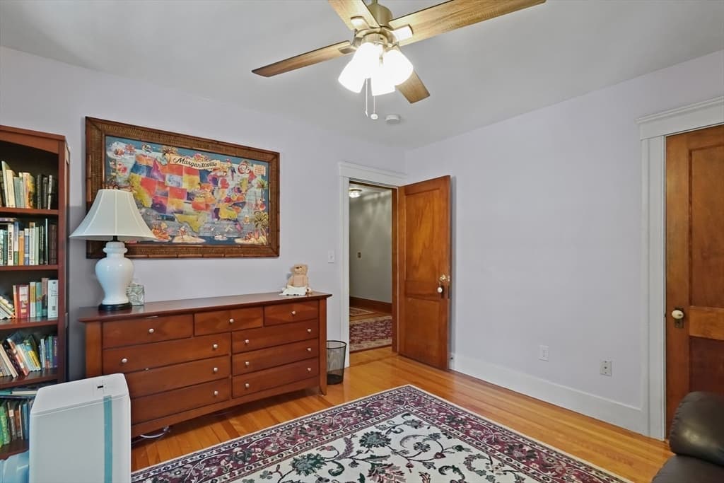1055 Pleasant, Worcester MA 01602 photo 25