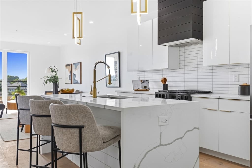66 Mcgrath # 310, Quincy MA 02169 photo 4