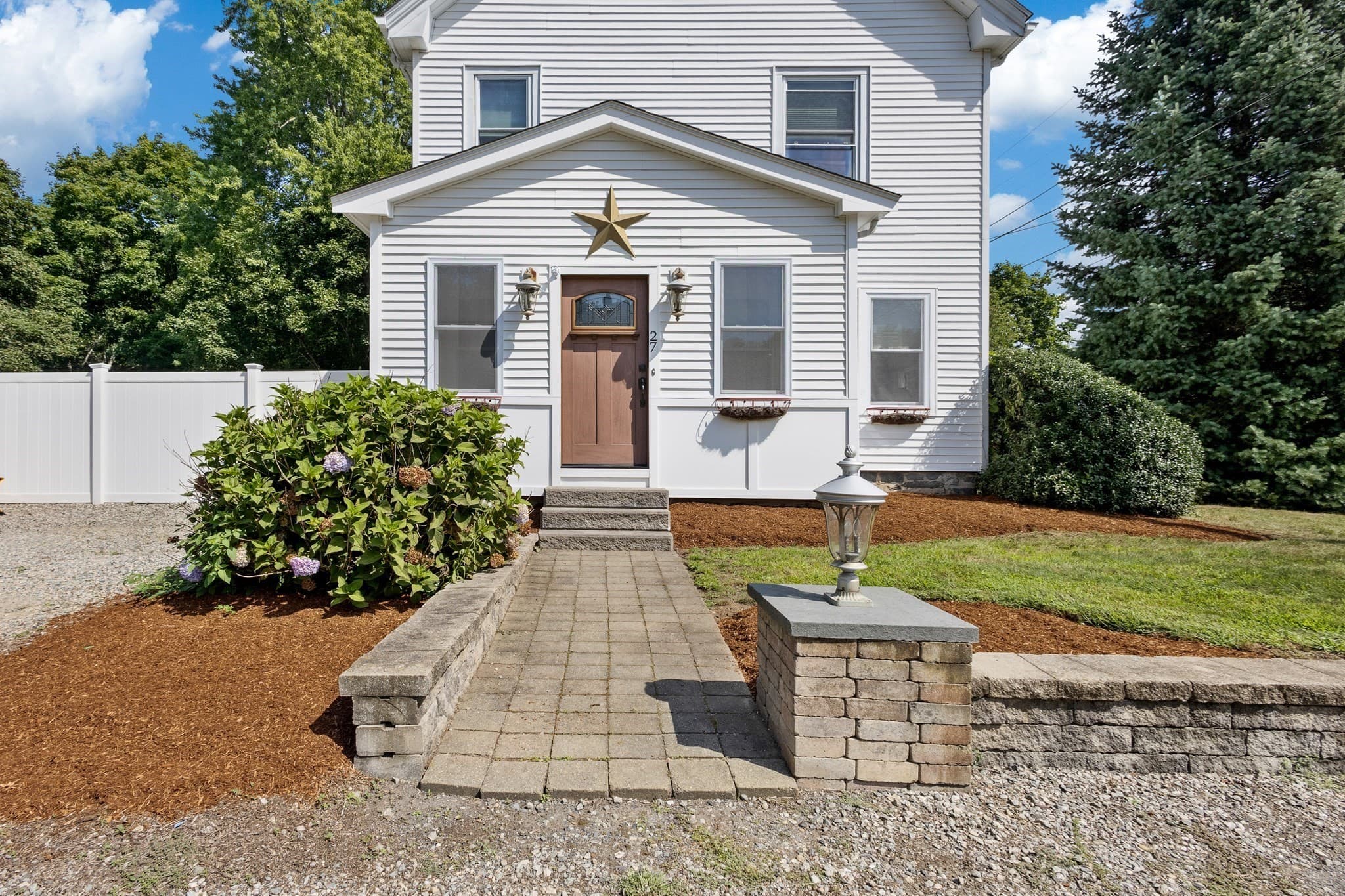 27 Bliss Ave, Mansfield MA 02048