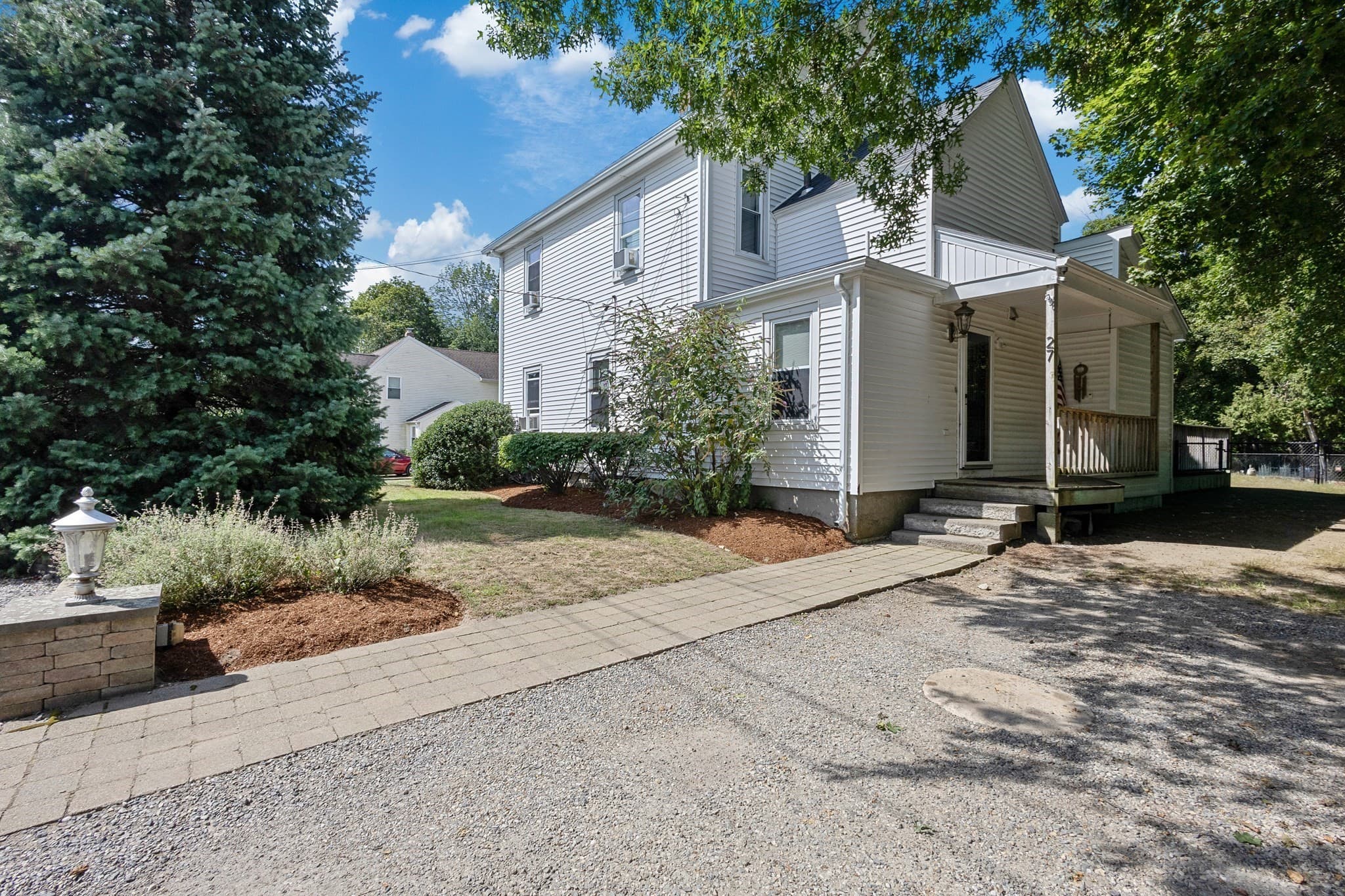 Single Family Residence at 27 Bliss Ave, Mansfield MA 02048, Mansfield, photo 4 of 31