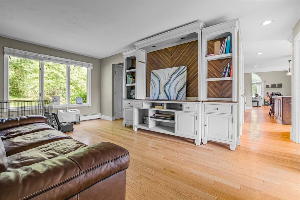 96 Fowler St, Upton MA 01568 photo 17