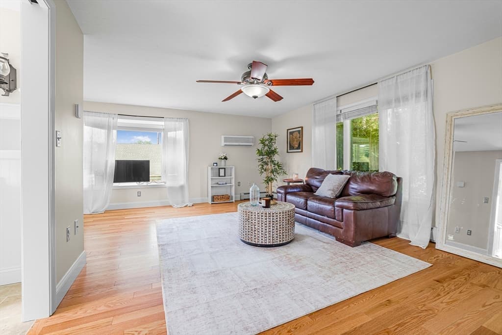 96 Fowler St, Upton MA 01568 photo 22