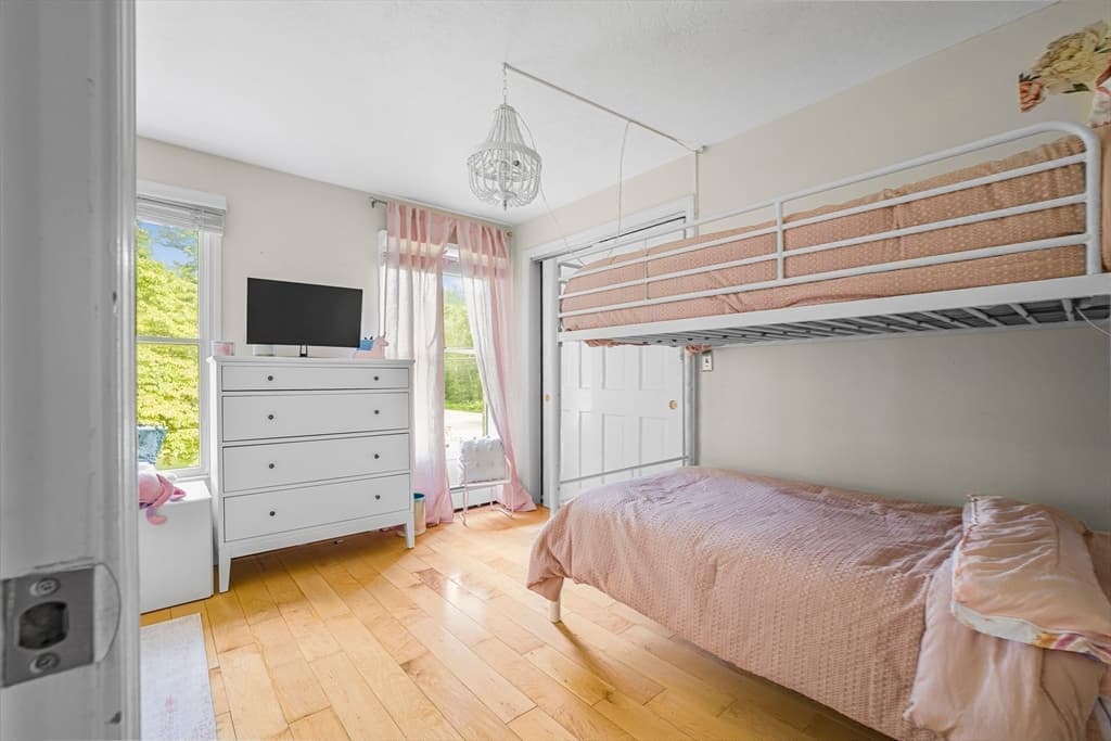 96 Fowler St, Upton MA 01568 photo 31