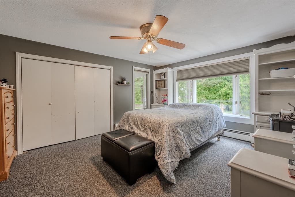 735 Hildreth St, Dracut MA 01826 photo 4