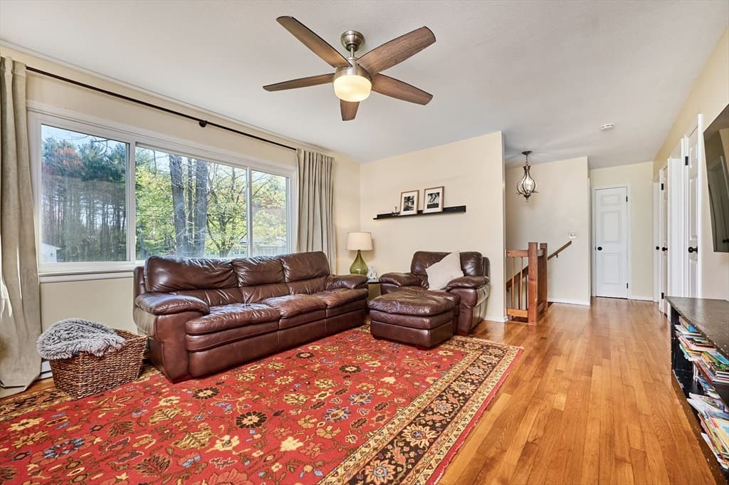 26 Oliver St., Easthampton MA 01027 photo 6