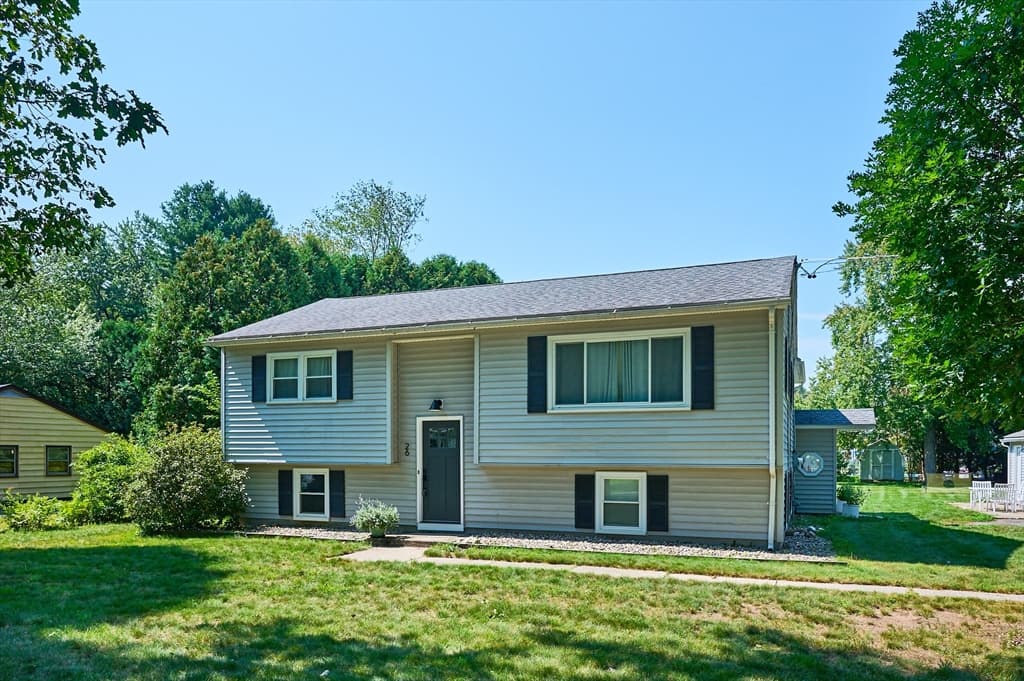 26 Oliver St., Easthampton MA 01027