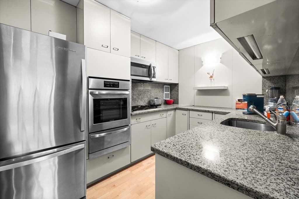 180 Beacon # 15B, Boston MA 02116 photo 7