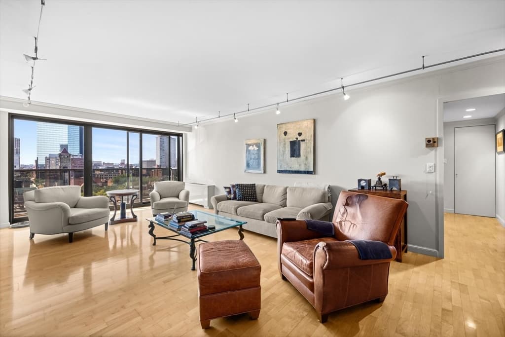 180 Beacon # 15B, Boston MA 02116 photo 11