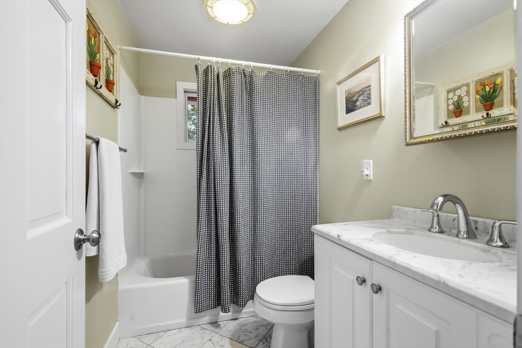 24 Upper Joclyn Ave, Framingham MA 01701 photo 14