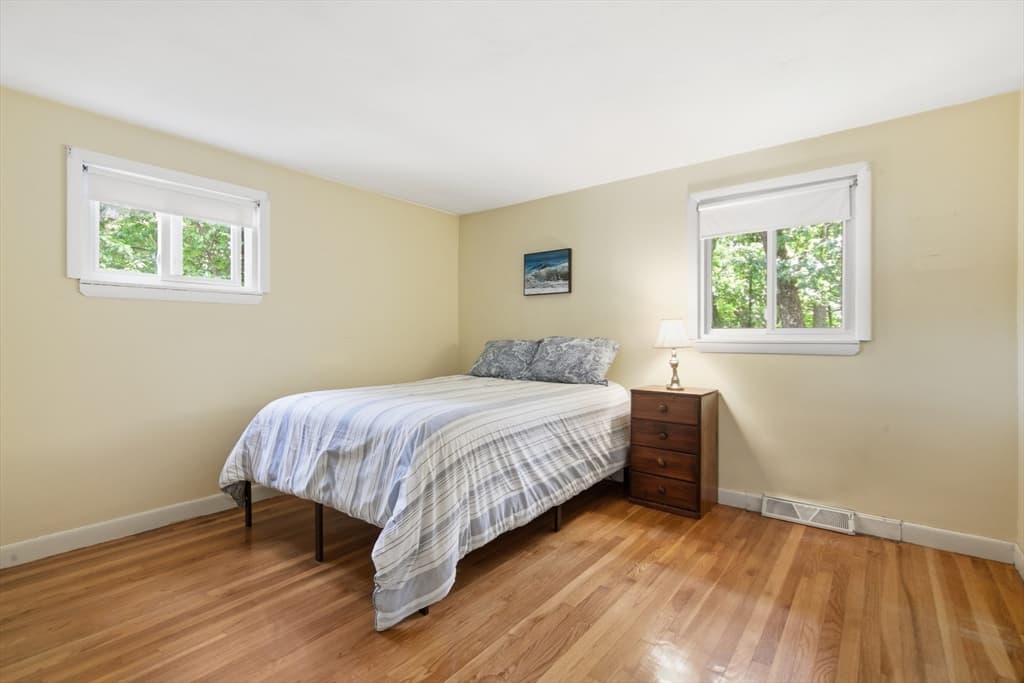 24 Upper Joclyn Ave, Framingham MA 01701 photo 11