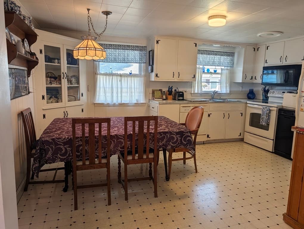 35 Wall St, Bourne MA 02532 photo 8