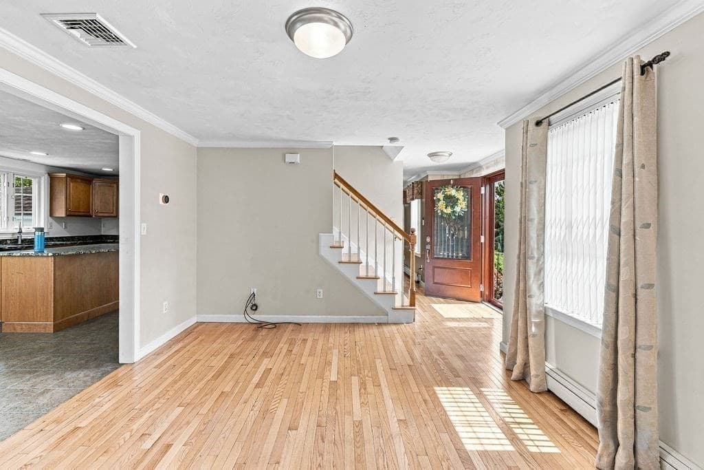35 Meeshawn Ave, Taunton MA 02718 photo 13