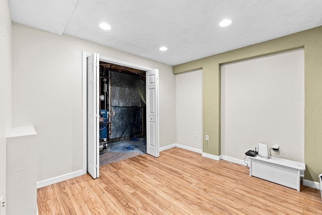 35 Meeshawn Ave, Taunton MA 02718 photo 31