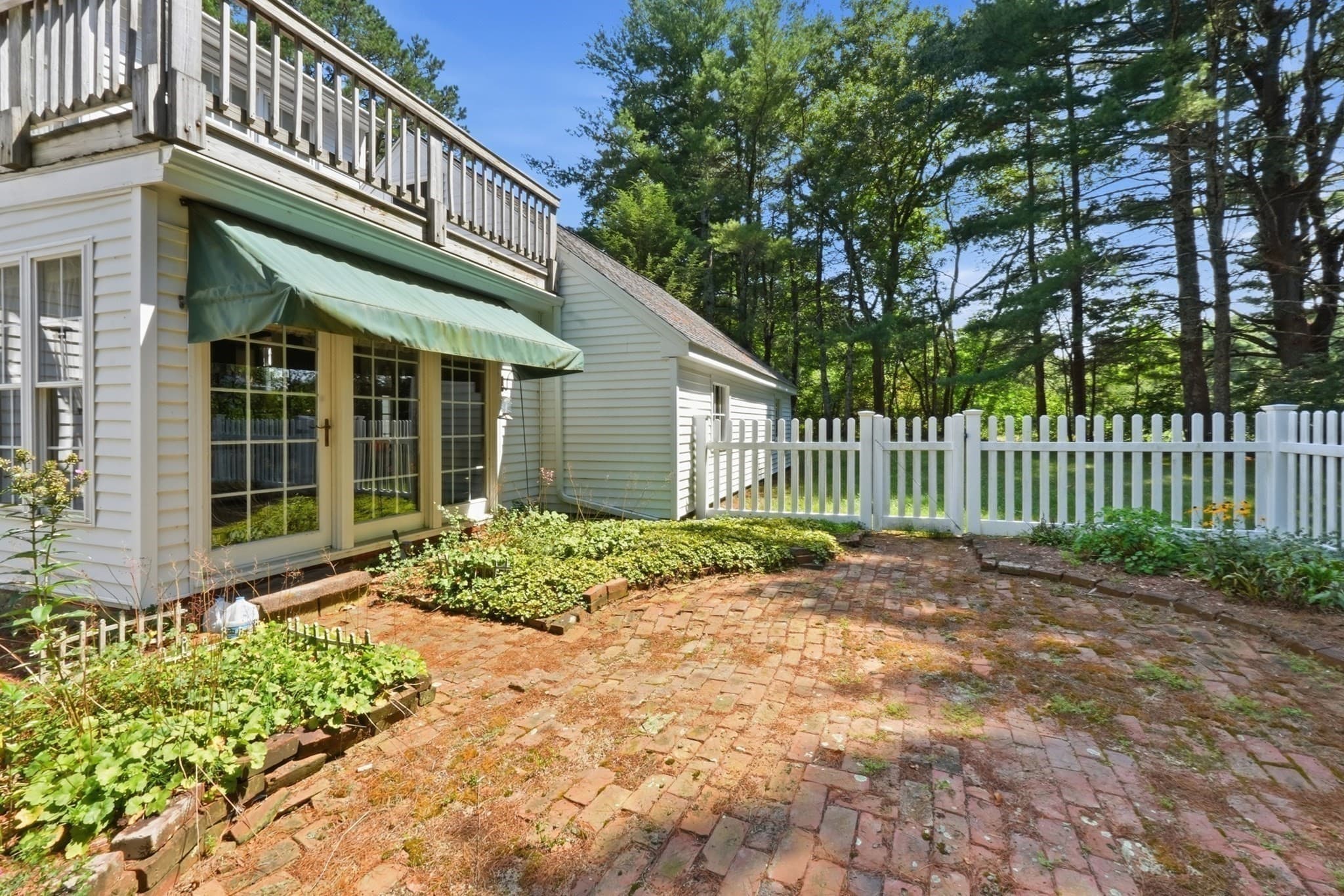 Multi Family at 22 Kingsbury Rd, Thompson CT 06277, photo 23 of 40