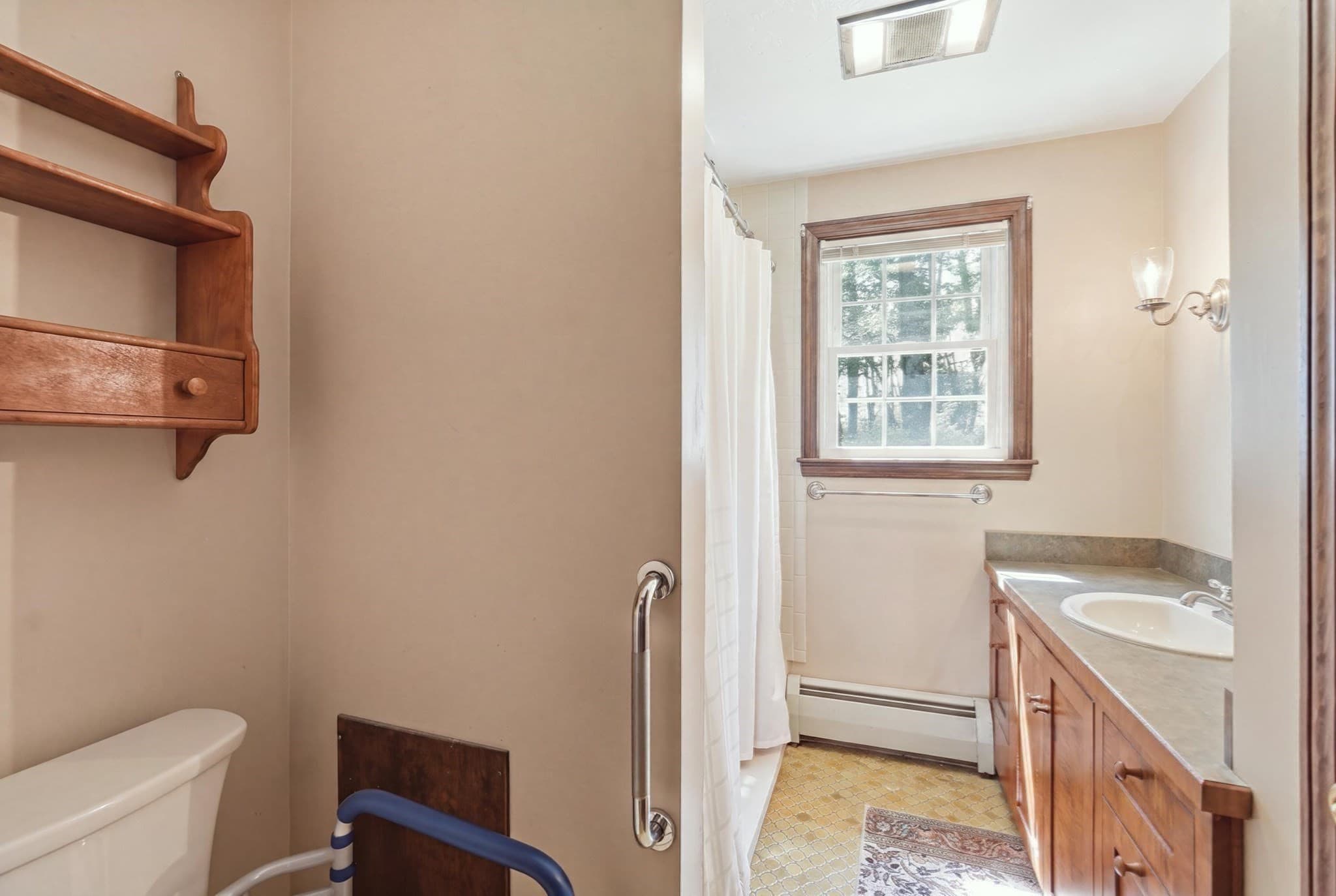 Multi Family at 22 Kingsbury Rd, Thompson CT 06277, photo 15 of 40