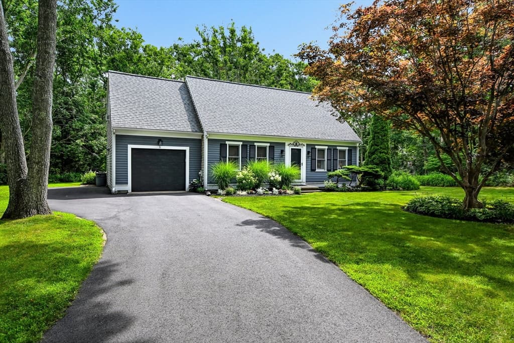 5 Windsong Rd, Sandwich MA 02563