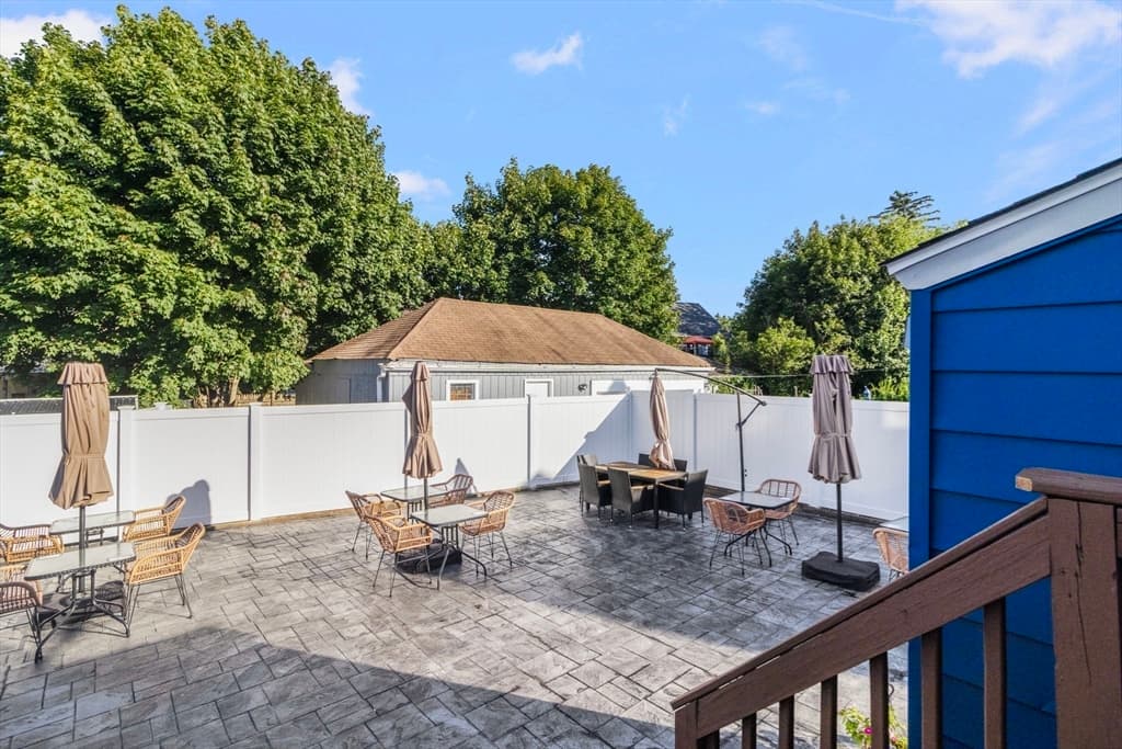 681 Providence St, West Warwick RI 02893 photo 23