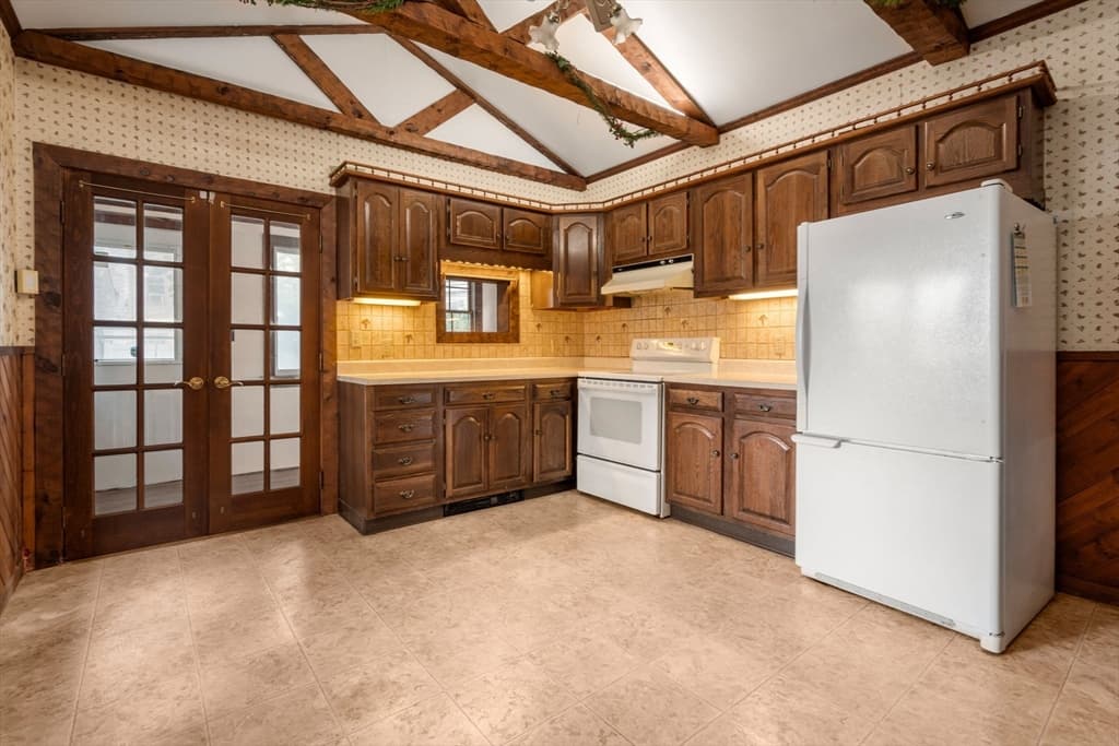 31 Everett Ave, Somerville MA 02145 photo 6