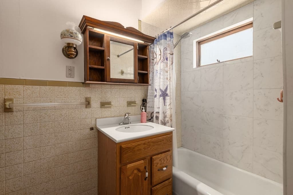 31 Everett Ave, Somerville MA 02145 photo 11