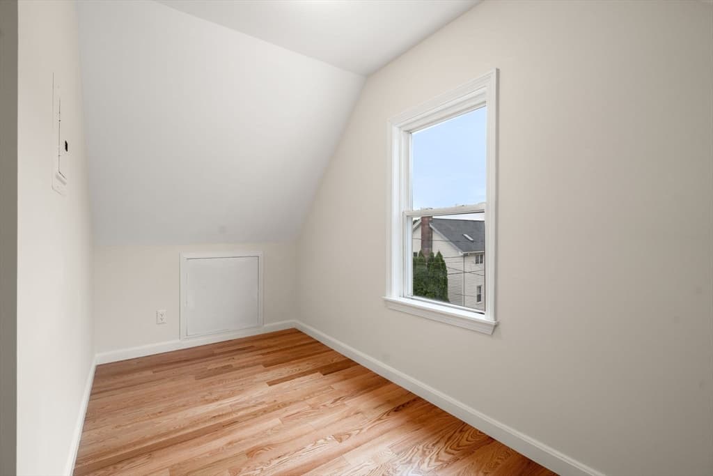 7 Hearn, Watertown MA 02472 photo 25