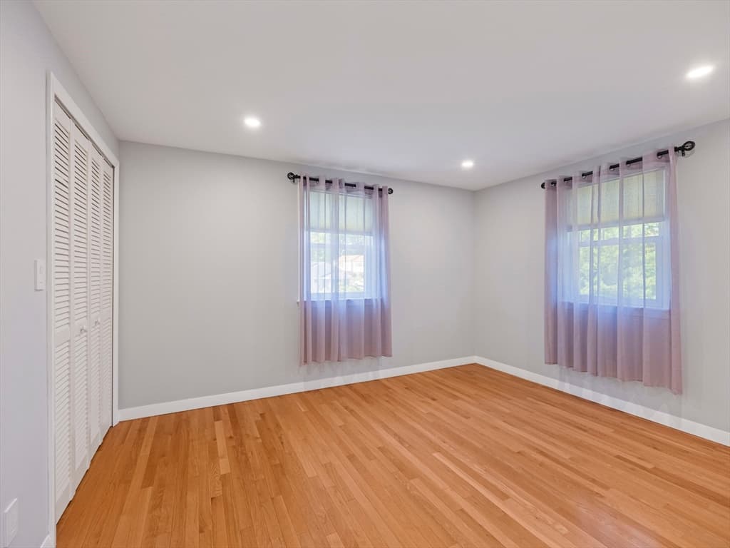 7 Fabens St, Saugus MA 01906 photo 27