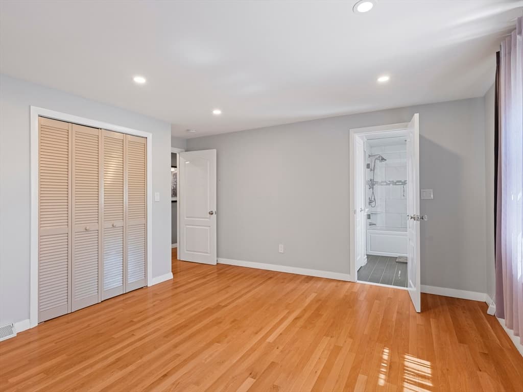 7 Fabens St, Saugus MA 01906 photo 19
