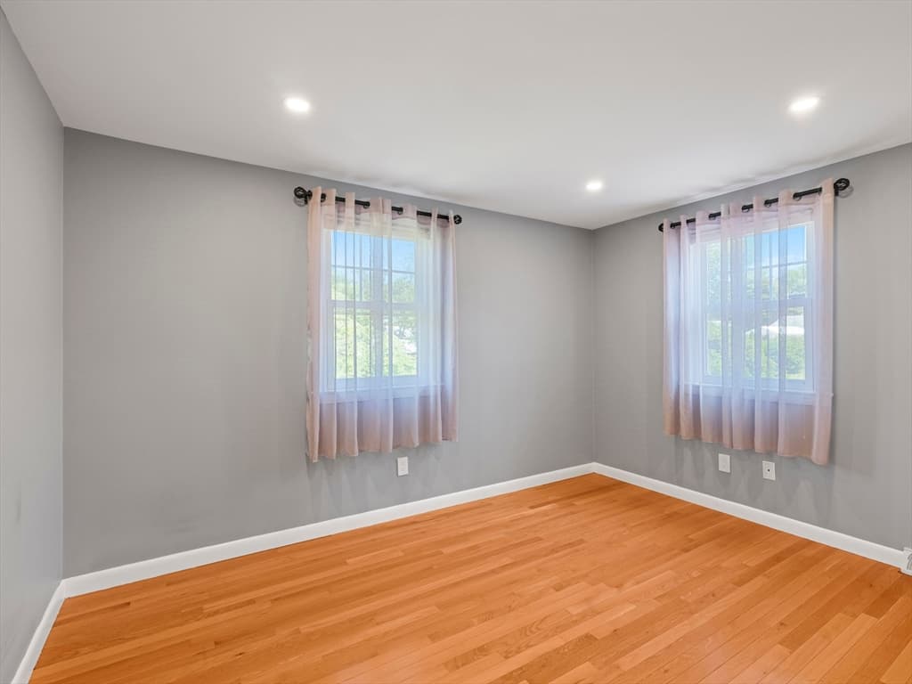 7 Fabens St, Saugus MA 01906 photo 25