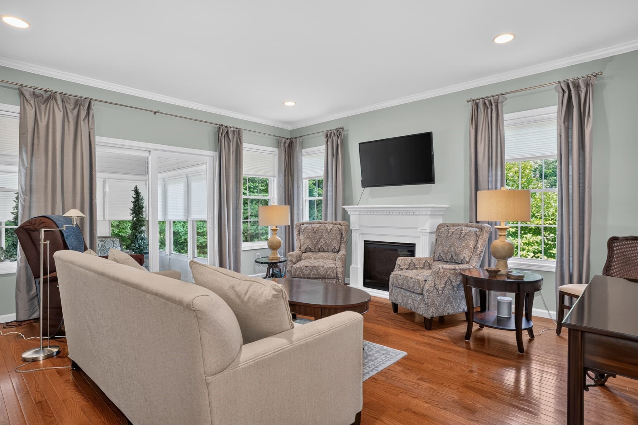 Condominium at 36 Arbor Glen Drive # 36, Stow MA 01775, Stow, photo 13 of 35