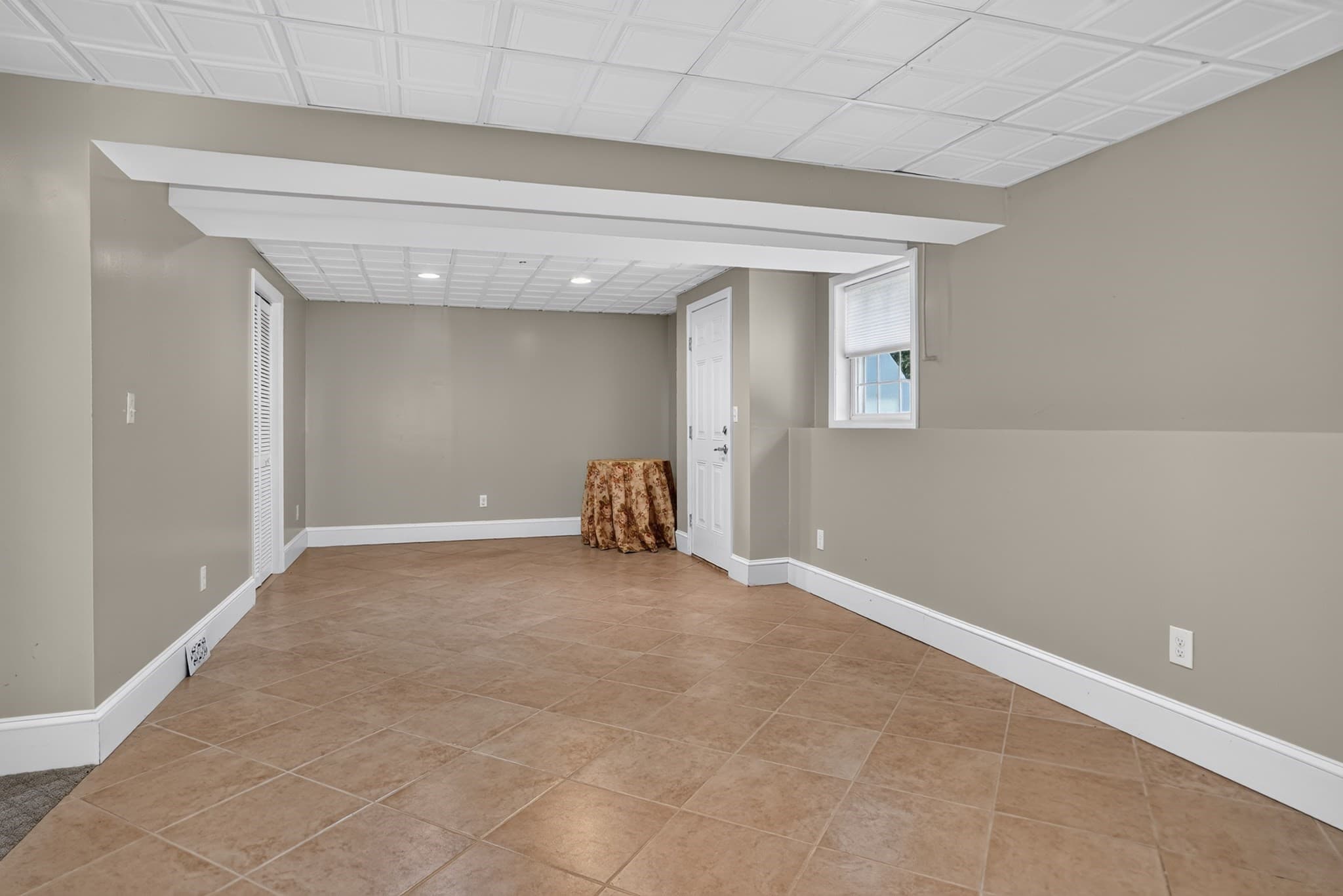 Condominium at 36 Arbor Glen Drive # 36, Stow MA 01775, Stow, photo 30 of 35